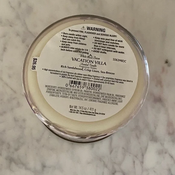 **NEW**  White Barn Vacation Villa 3 wick candle - Picture 3 of 3